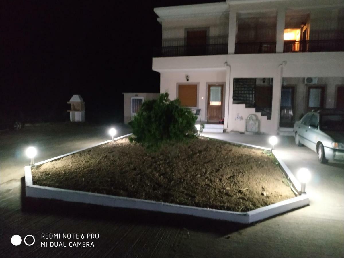 Timos Studios Romanon Dış mekan fotoğraf